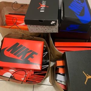 Nike empty shoe box (35 boxes )